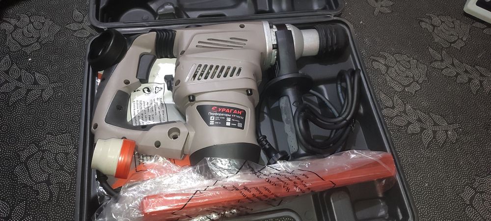 Два перфоратора Новый и Б/У