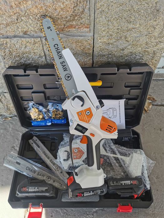 Акумулаторна резачка 36V/8Ah ТАЙГА 25см с омасляване-2 вериги-2 шини