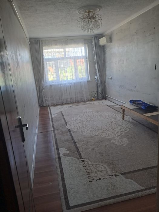 Отырар мөлтек ауданы 2 этажда 3 бөлмелі үй сатылады