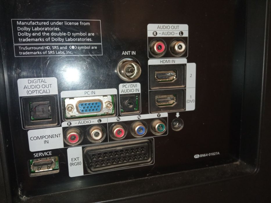 Продаю телевизор на запчасти