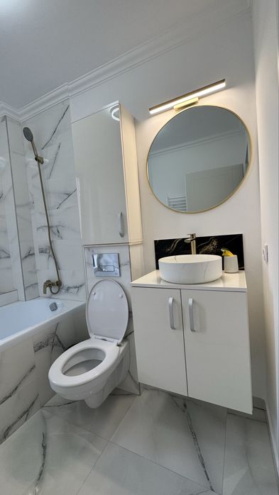 Apartament de închiriat – 2 camere, modern, parter, loc de parcare inclus – zona Lucian Blaga