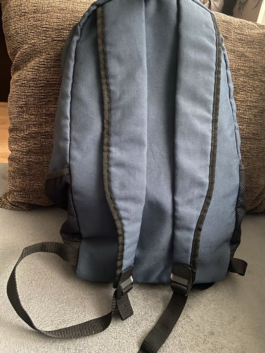 Ghiozdan Adidas fara defect