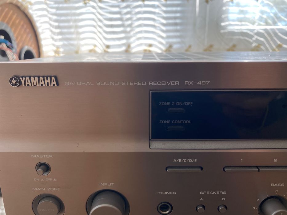 YAMAHA RX-497 бес дистанционно 200 лв.