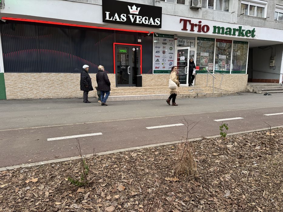 Inchiriez spatiul comercial 80m2