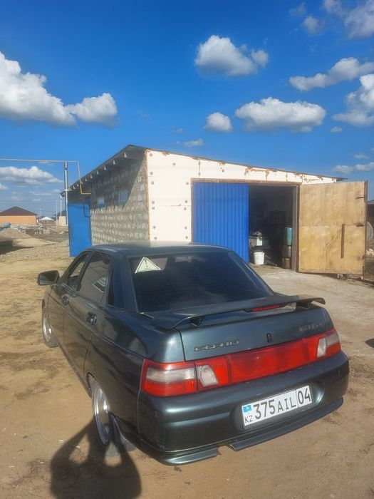 Продам ваз 2110..