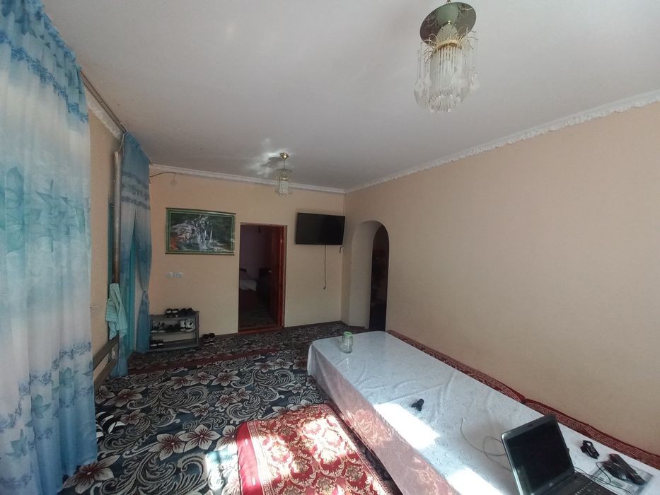 Продаётся участок,земля.Газалкент!