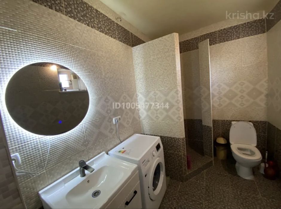 В городе продается мансардный дом