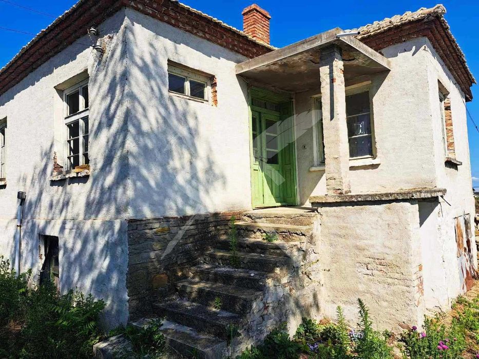 Продава се Къща в с. Искра, Област Бургас - 70 кв.м за 393 €/кв.м - Снимка #1