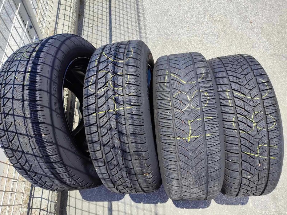 284 - 4бр. Алуминиеви джанти 18'' 5x114.3 с гуми 235/60R18 Hyundai