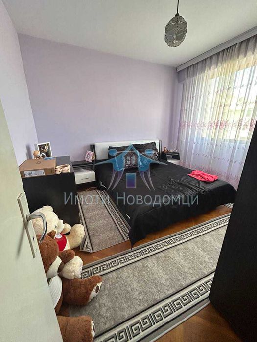 Продава се Двустаен апартамент в Шумен, Пазара - 60 кв.м за 1360 €/кв.м - Снимка #2