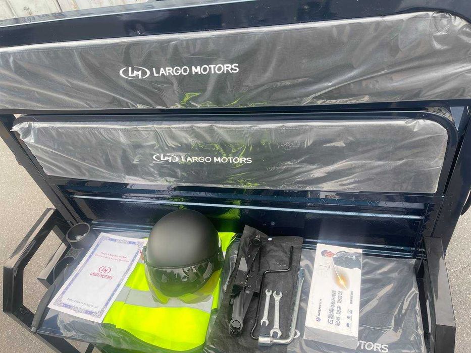 Largomotors motorollari sotuvda