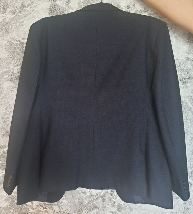 Продам пиджаки в отличном состоянии