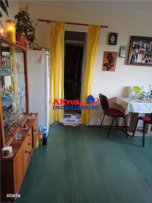 Vanzare 2camere 37mp,etaj 4 din 4 Rahova-Sos Salaj