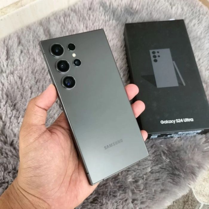 Samsung S24 Ultra 12/256gb Black