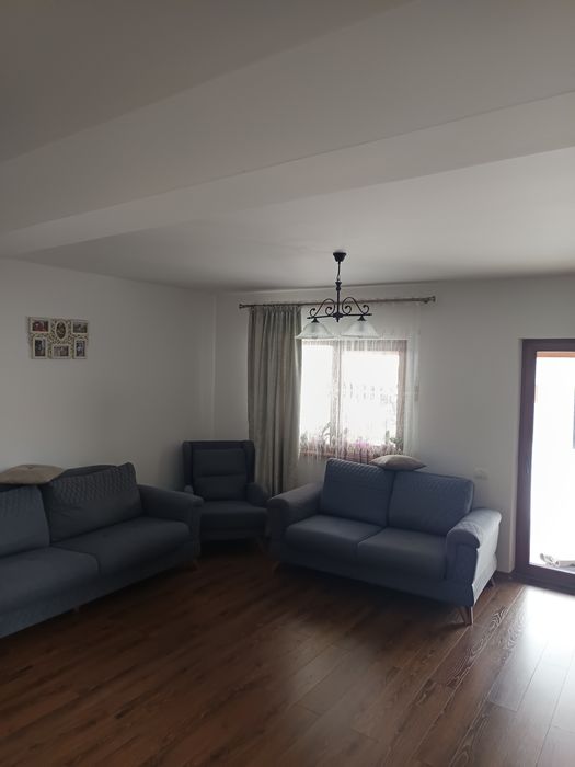 Vând casă unifamilială 235 mp desfasurati ,180  mp utili