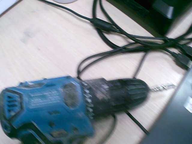 Шуруповерт Makita