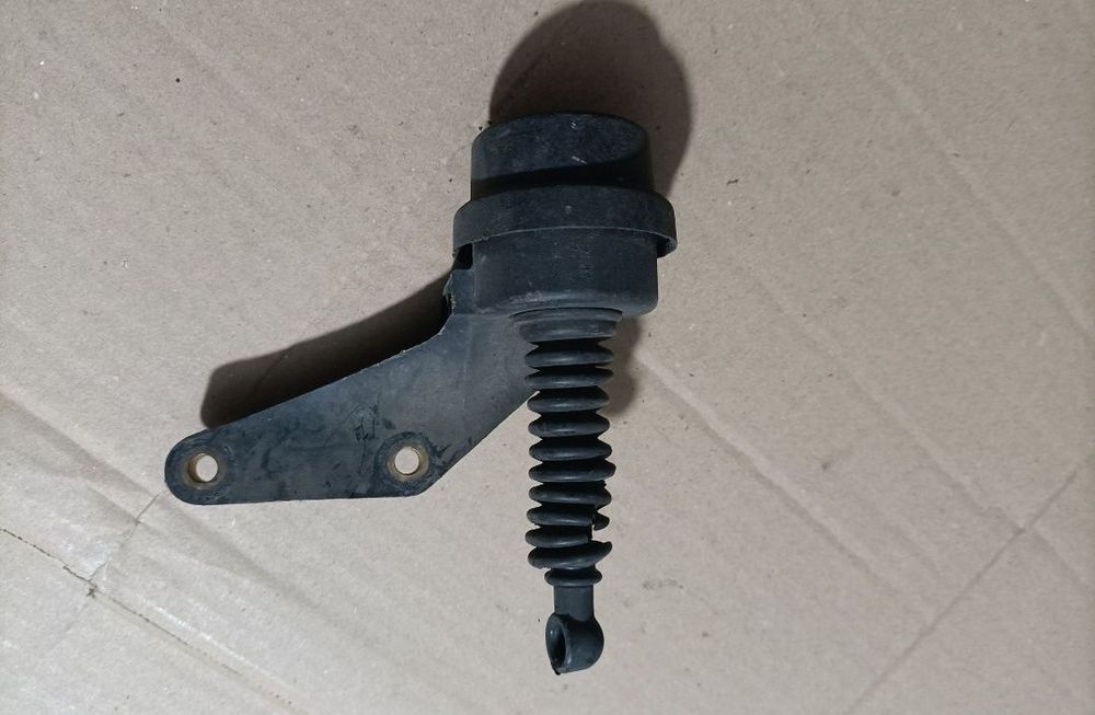 Supapă vacuum Vito w638 sprinter... Bluza  top