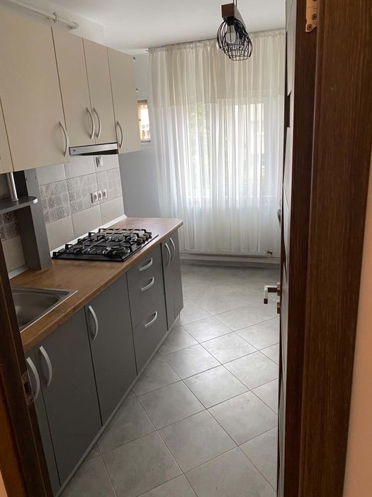 Inchiriez apartament 2 camere in Sfântu Gheorghe Str.Crangului complet mobilat și utilat!!Preț 385€