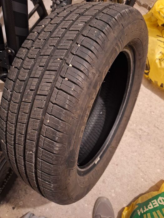 всесезонни гуми Dunlop 215/60/R17
