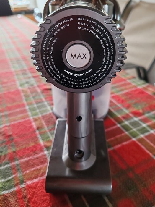 Dyson DC62 cu baterie obosită