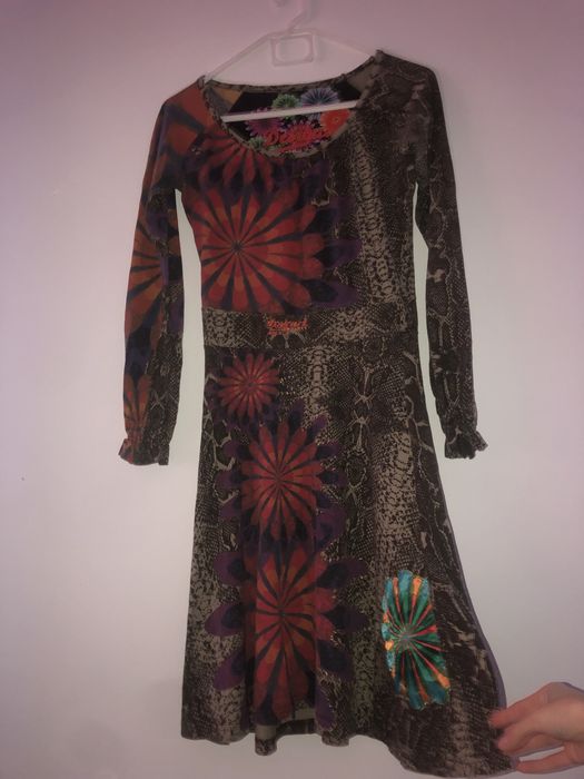 Дамска рокля, Desigual