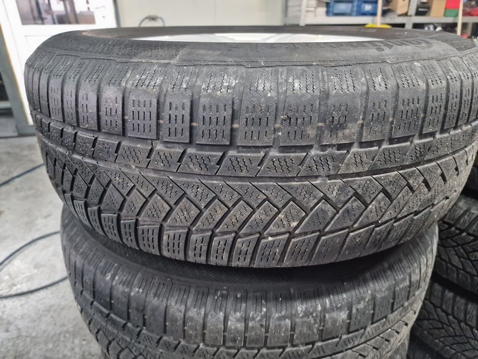 Гуми с Джанти за Mercedes ML W166 235/65 R17 Continental 2018