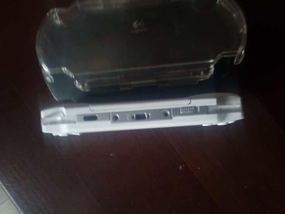 PSP 1003 128GB + калъфче