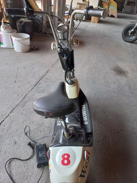 Скутер электрический