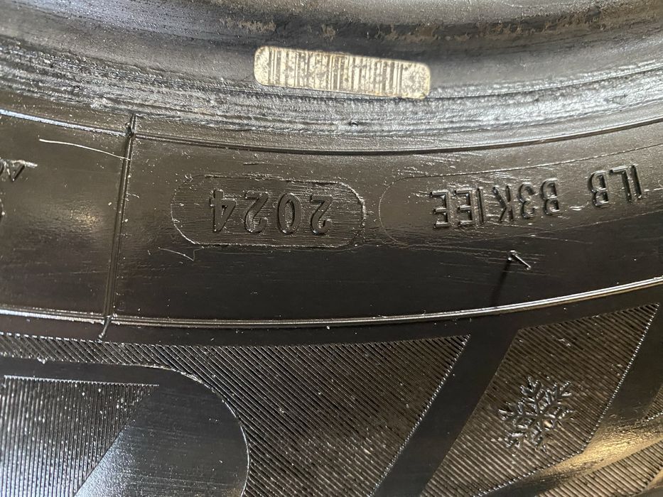 Продам шины 235/65/16 С