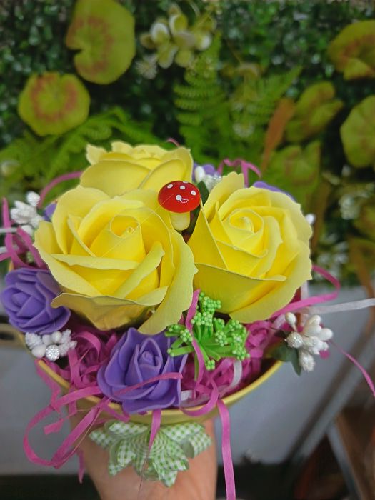 Подаръчета от сапунени рози