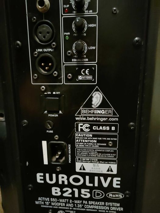NU trimit ! Boxe active Behringer B215D Celestion