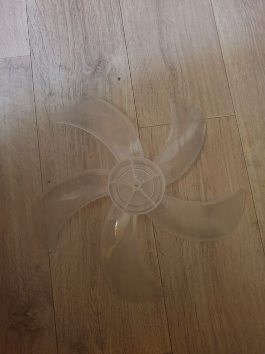 Лопасть  вентилятора.