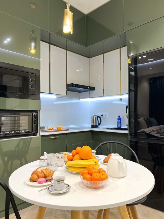 Светлая дизайнерская студия на 16 этаже в ЖК Modera Towers суточно