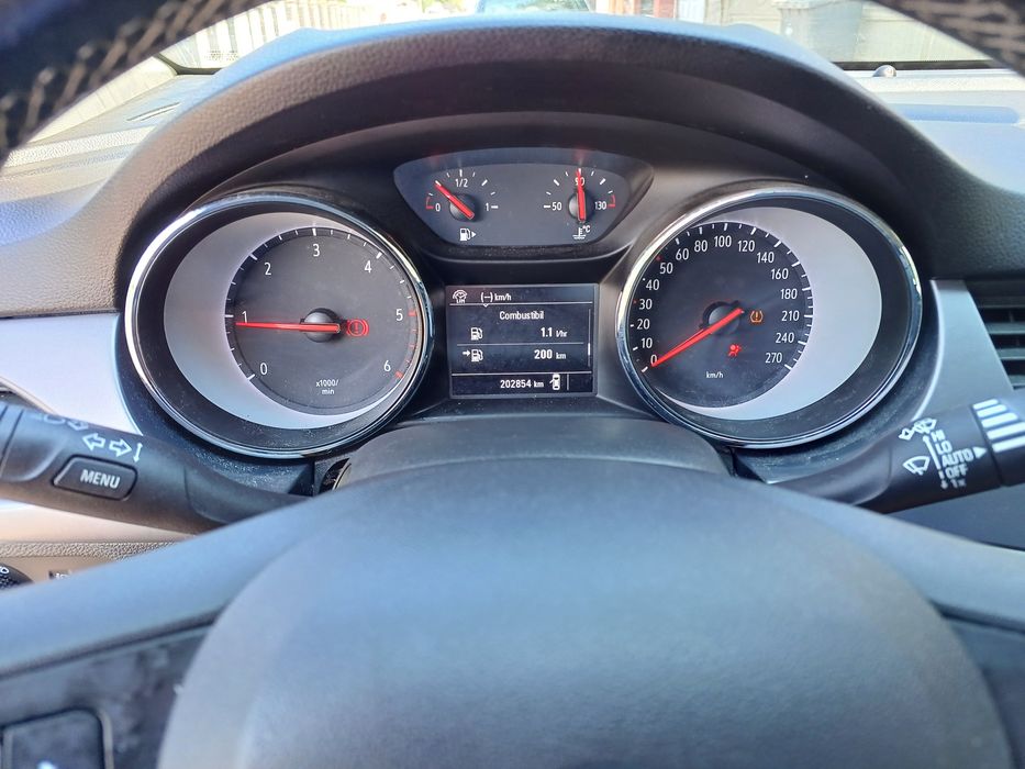 Masina de vanzare opel astra