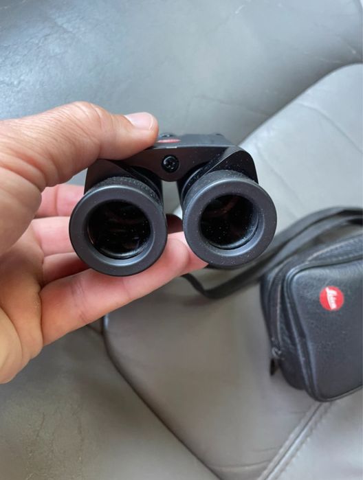 Binoclu Leica trinovid 8x20 pret fix
