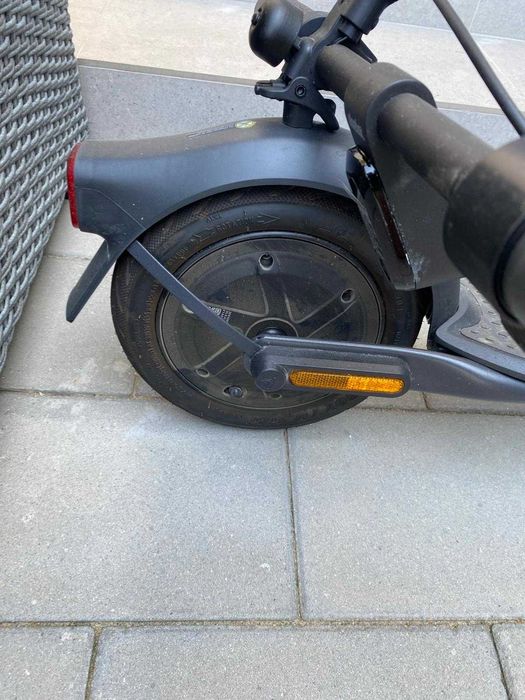 Trotineta Electrica Ninebot F2 KickScooter