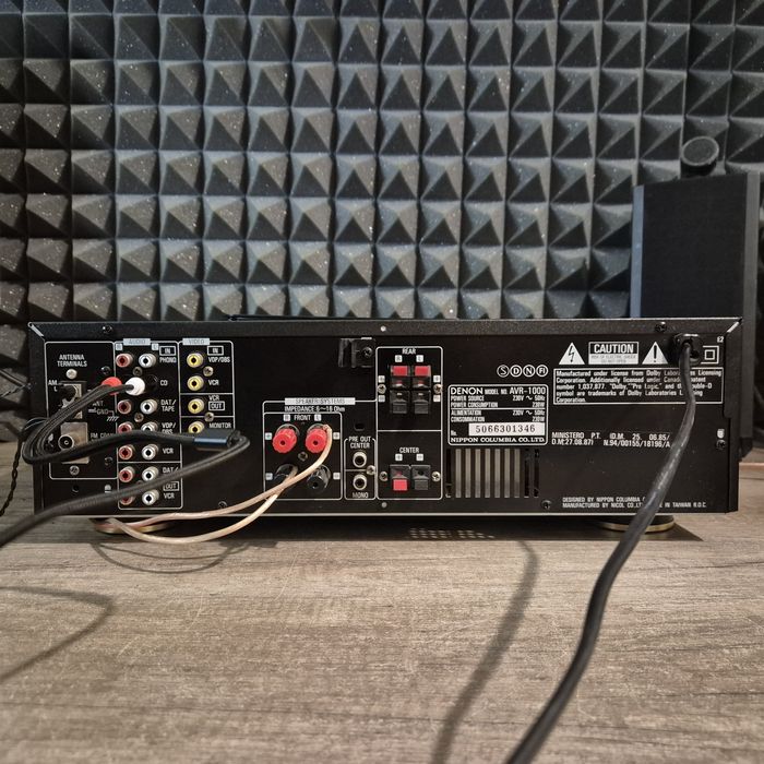 КАТО НОВ! Усилвател / Ресивър Denon AVR-1000 — 5.1 + Подарък АМ антена