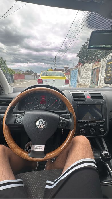 VOLKSWAGEN Golf 2006 — imagine 4