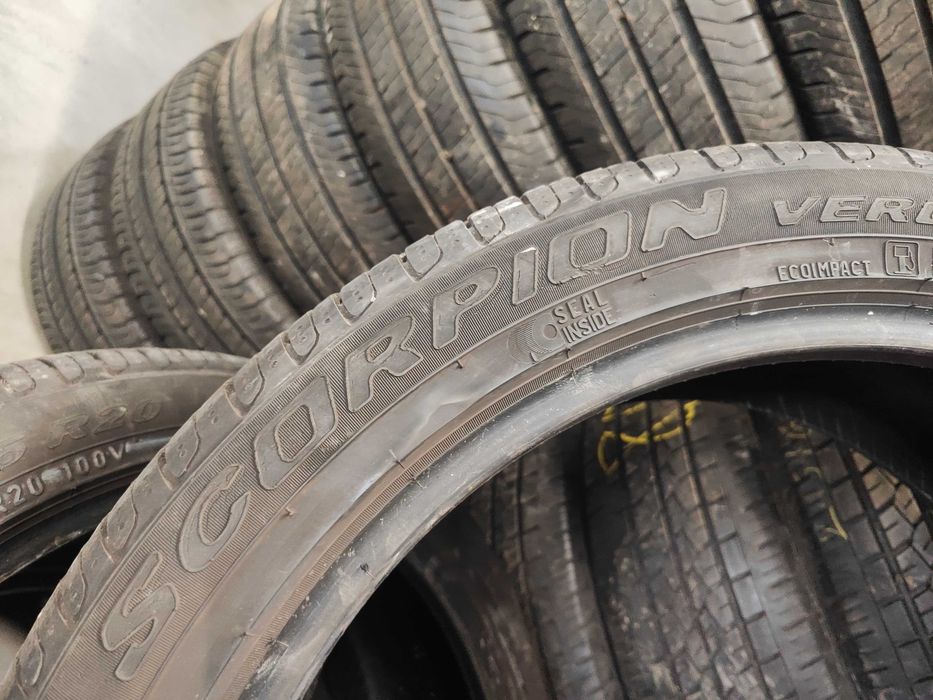 2бр.летни гуми 235/45/20 Pirelli