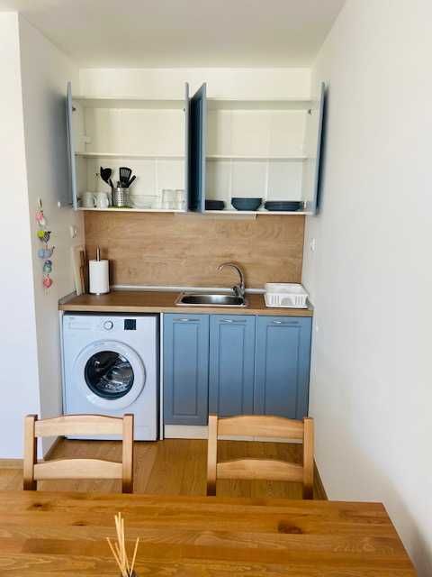 Дава се под наем Двустаен апартамент в София, Център - 60 кв.м за 400 € - Снимка #3