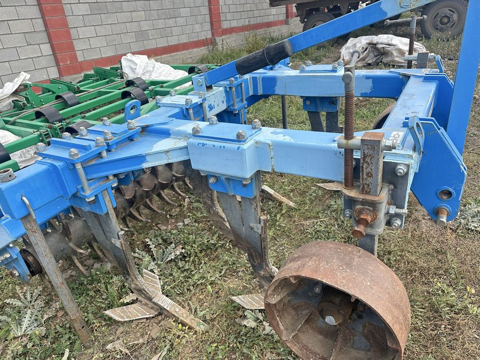 Продается плуг ЧИЗЕЛЬНЫЙ Алмаз SVAROG ПЧ-2.5