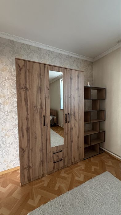 Продам спальный гарнитур