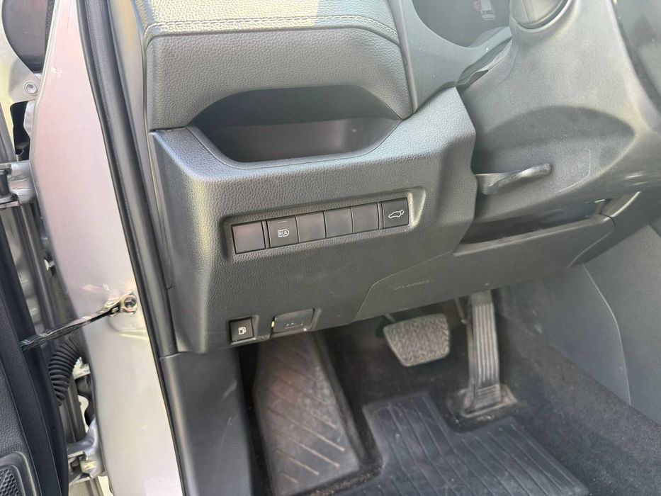 Toyota RAV4 2.5 Hybrid Dynamic 2022 Facelift - Full hibrid - istoric - 80.000km