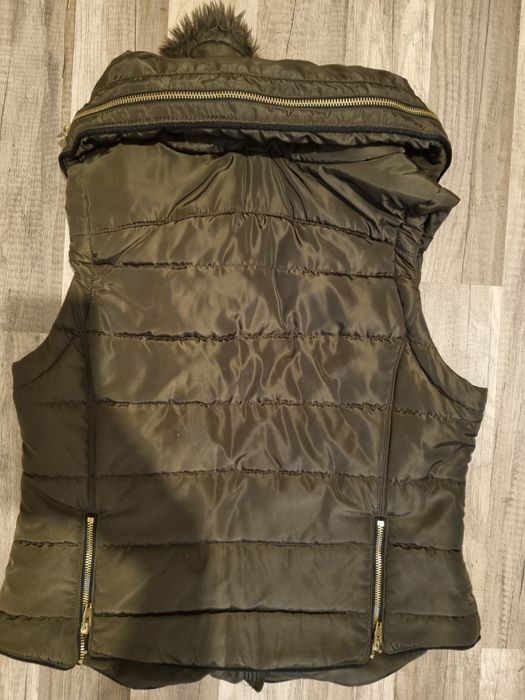 Vesta femei H&M cambrata marimea M
