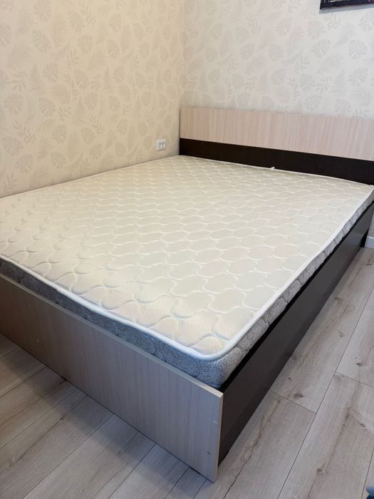 Продам кровать двухспальная