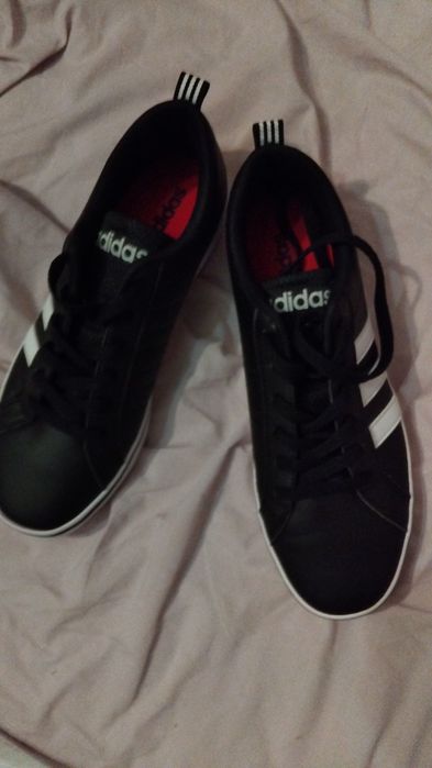 Adidasi adidas mărimea 41-42