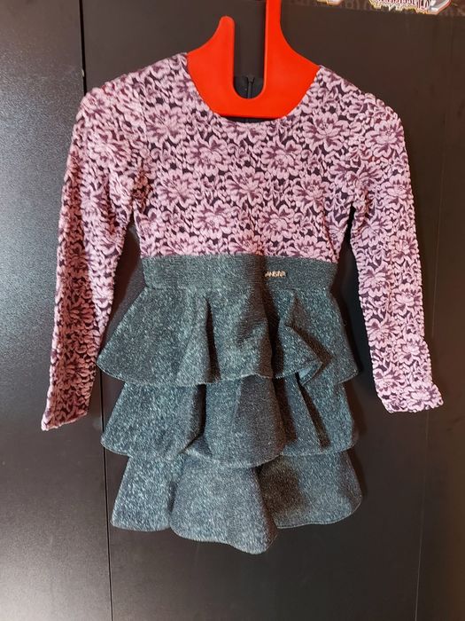 Официални роклички