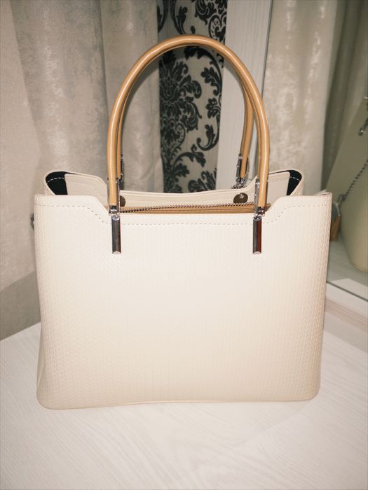 Сумка-тоут белая