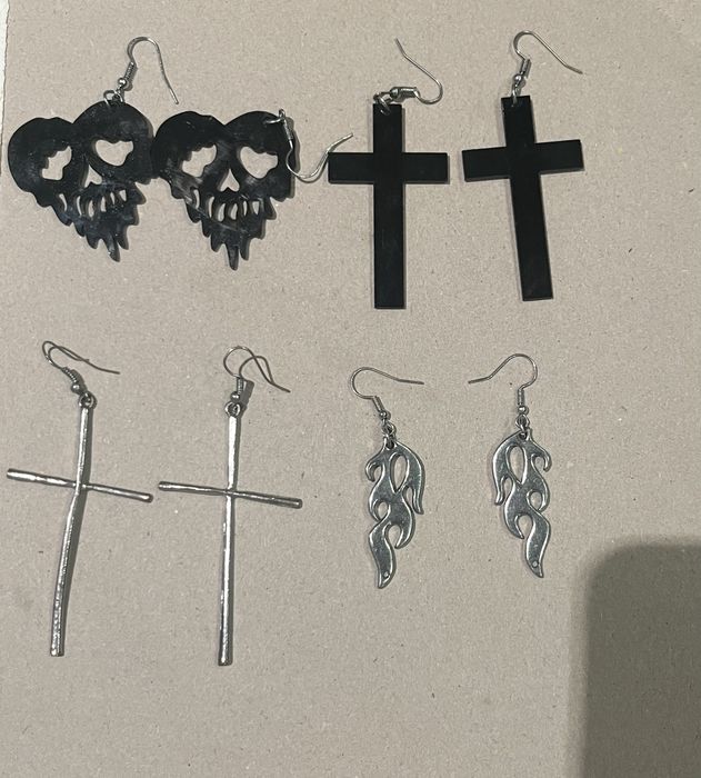 Продам сережки в хорошем состоянии