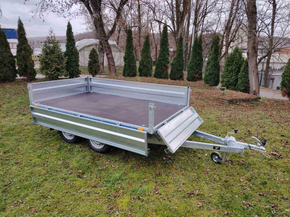 Remorca Vesta 266x150 cm / 750 kg